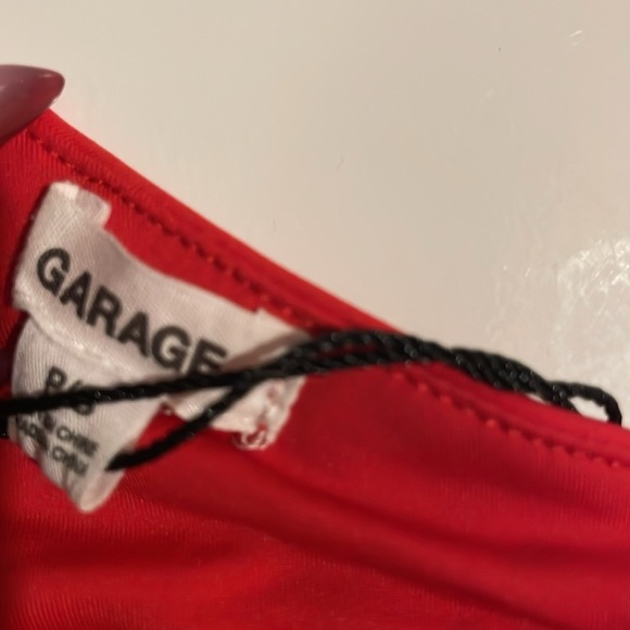 Garge One shoulder Crop - Picture 2 of 4